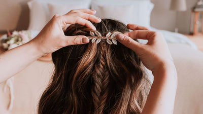 9 Trending Bridal Hair Vines For Weddings