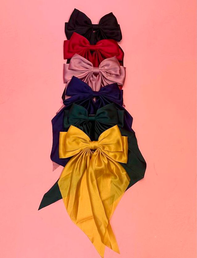 RiRi Hair Extensions Bow Collection
