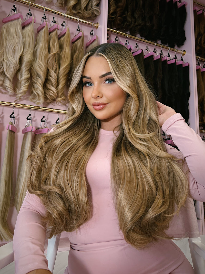 20" New Bouncy Blow Out (Killer Hair)